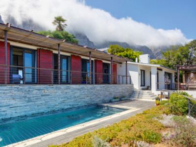Camps-Bay-Family-Villa-with_pool-net